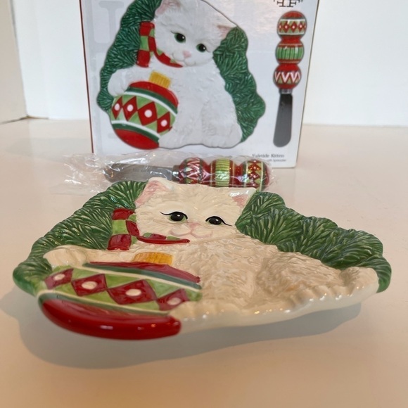 Yuletide Kitten Snack Plate with Spreader - Picture 8 of 8